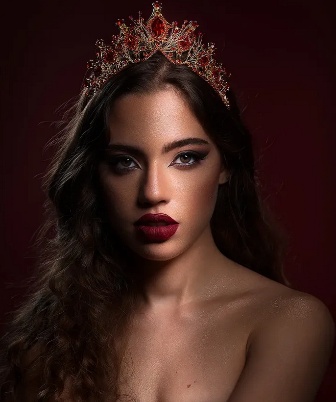 makeup artist Greece